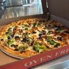 Best Vegetarian Cheese Pizza in Kissimmee, FL